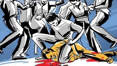 Odisha: एक पादरी को बेरहमी से पीटा, नाली का पानी पीने के लिए किया मजबूर!
