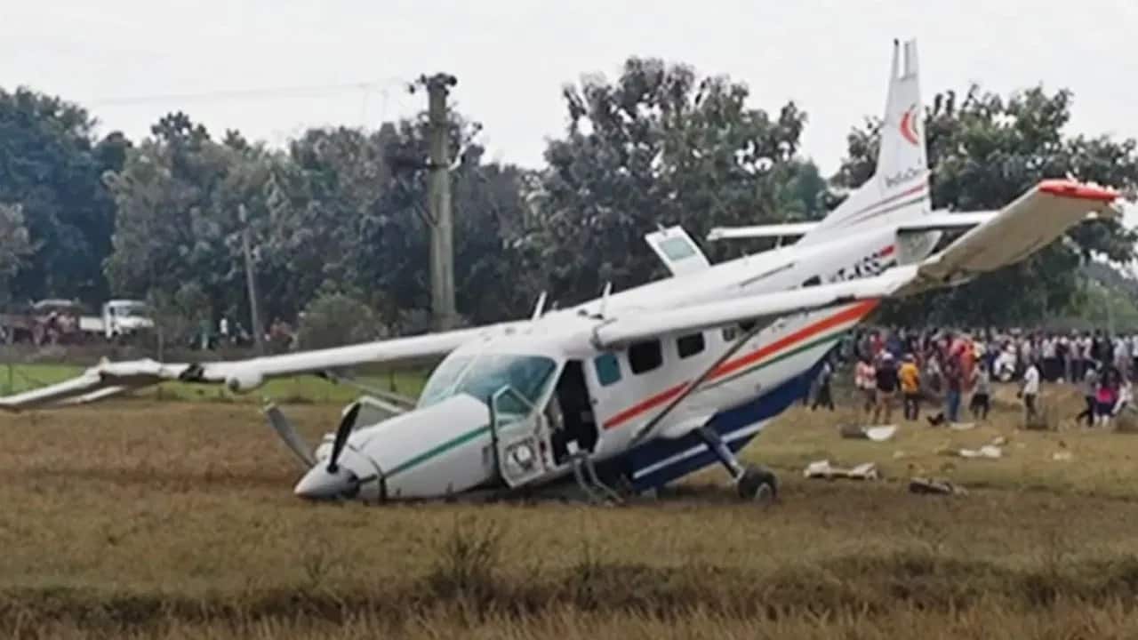 Odisha Aircraft Crash: ओडिशा में विमान हादसा…चार्टर्ड प्लेन हुआ क्रैश, पायलट समेत नौ यात्री थे सवार