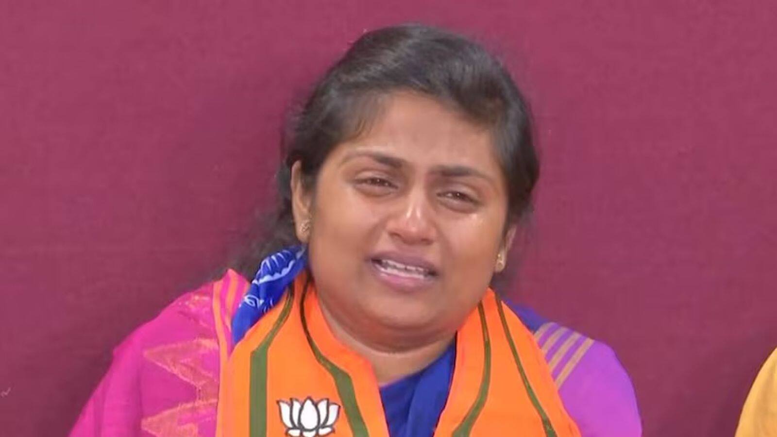 Maharashtra Civic Polls: पुणे से BJP उम्मीदवार पूजा मोरे अब नहीं लड़ेंगी निकाय चुनाव, फडणवीस की आलोचना वाला का पुराना वीडियो पड़ा भारी