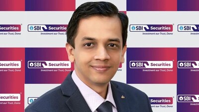 Bank nifty trend : सुदीप शाह ने कहा कि पिछले कुछ हफ़्तों से बेहतर प्रदर्शन कर रहा बैंक निफ्टी भी पिछले हफ़्ते भारी बिकवाली के दबाव में आ गया। इंडेक्स में 2.5% से ज़्यादा की गिरावट आई। इससे वीकली चार्ट पर एक मज़बूत बेयरिश कैंडल बनी जो मोमेंटम में कमी का साफ़ संकेत है