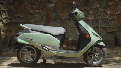 1.88 लाख रुपये में लॉन्च हुआ Suzuki e-Access, एक बार चार्ज करने पर देगी 95KM की रेंज