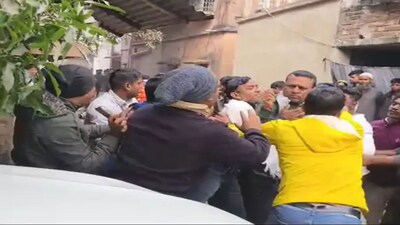 Bengal Election 2026: रविवार 4 जनवरी को फिर से तृणमूल कांग्रेस के दो गुटों के बीच झड़प हो गई