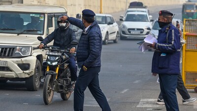 अब ट्रैफिक नियम तोड़ने पर ड्राइविंग लाइसेंस होगा सस्पेंड, केंद्र सरकार ने उठाया सख्त कदम