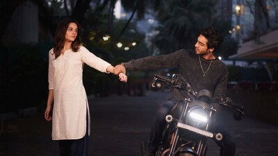 Aneet Padda Shares Unseen Photo as 'Saiyara' Completes 6 Months, Fans Nostalgic