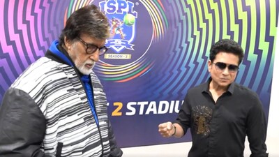 Legends Unite: Amitabh Bachchan & Sachin Tendulkar Play Finger Cricket, Video Goes Viral!