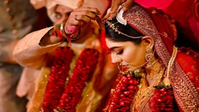 शुक्र ग्रह 12 दिसंबर 2025 की देर रात 02:10 बजे पूर्व दिशा में अस्त हुआ था।