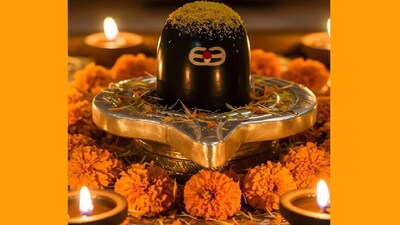 महाशिवरात्रि का व्रत हर साल फाल्गुन मास के कृष्ण पक्ष की चतुर्दशी तिथि को किया जाता है।