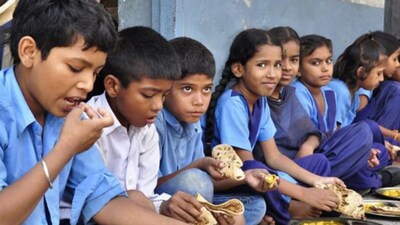 तेलंगाना में मिड-डे मील खाने के बाद 22 छात्र बीमार
