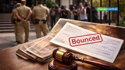 1881 का Negotiable Instruments Act यह साफ बताता है कि चेक बाउंस कब अपराध माना जाएगा