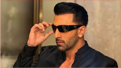 Dhoom 4: हाल ही में खबर आई कि रणबीर ने ‘धूम 4’ को अभी तक साइन नहीं किया है। 