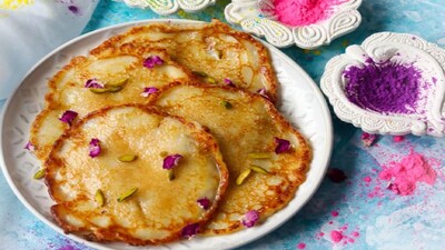 मालपुआ के शौकीन अब भी इसे अपने होली डिशेज में जरूर शामिल करते हैं।