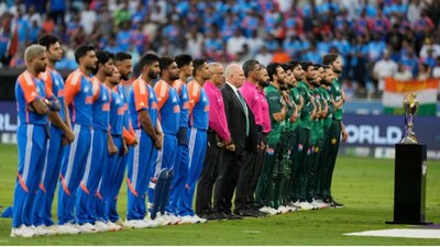 पाकिस्तान सरकार ने 15 फरवरी को कोलंबो में भारत के खिलाफ होने वाले मैच को बॉयकॉट करने का ऐलान किया है