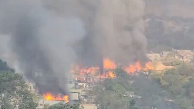 Manipur Violence: मणिपुर में फिर भड़की हिंसा!उखरुल के लिटान गांव में चलीं गोलियां, 30 से ज्यादा घरों में लगाई आग