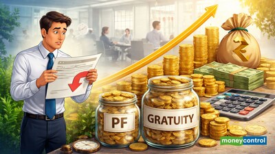 नए लेबर कोड्स से जरूरी नहीं है कि हर कर्मचारी की इन-हैंड सैलरी कम हो।