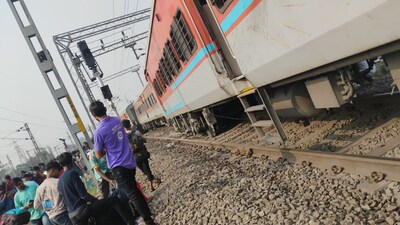 Odisha Train Accident:  ट्रेन हादसे में चेन्नई सेंट्रल-न्यू जलपाईगुड़ी एक्सप्रेस के तीन कोच ट्रैक से फिसल गए (फोटो- न्यूज 18)
