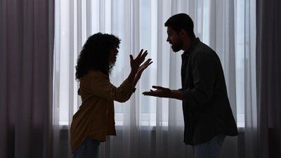 Realtionship Tips: टॉक्सिक पार्टनर कभी अपनी गलती नहीं मानते।