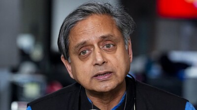 ‘न मेरी भाषा, न मेरी आवाज’, पाकिस्तान की तारीफ करने वाले AI वीडियो पर शशि थरूर का बयान