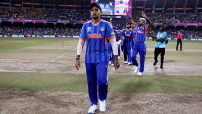 टूर्नामेंट में कप्तान सूर्यकुमार की बल्लेबाजी को लेकर संजय मांजरेकर ने एक वीडियो में अपनी राय रखी है