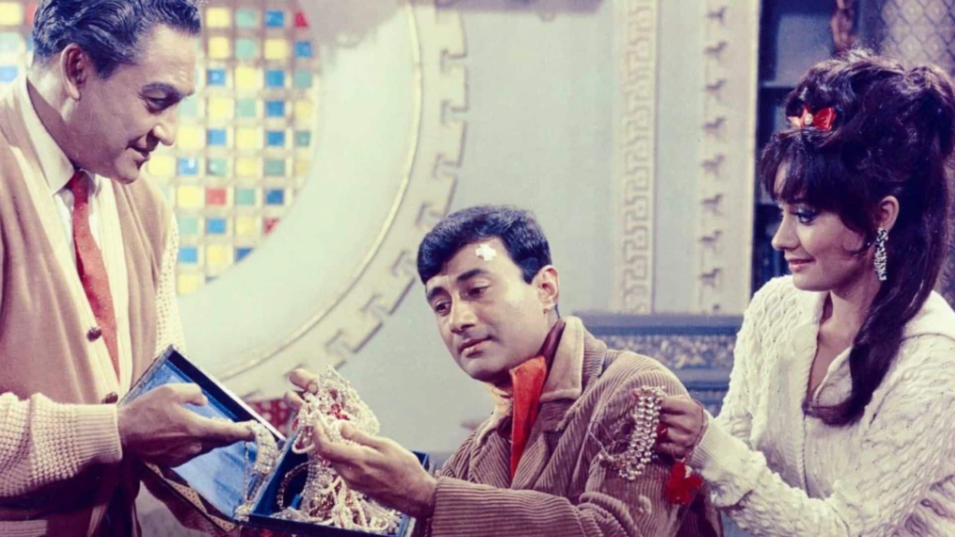 Cinema Ka Flashback: जब देव आनंद की इस फिल्म ने बदला था हिंदी सिनेमा का सस्पेंस, CID के निर्माता को भी मिली प्रेरणा