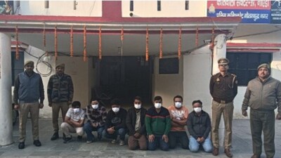 गार्डन गैलेरिया मॉल में बाउंसरों का तांडव, मामूली कहासुनी में दो युवकों को बेरहमी से पीटा