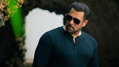 सलमान खान के बचपन के दोस्त मास्टर राजू का खुलासा: रिश्तों में भावुक होकर की थीं हरकतें.