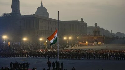 अब सरकारी कार्यक्रमों में बजेगा 6 छंदों वाला पूरा वंदे मातरम्, गृह मंत्रालय का बड़ा आदेश