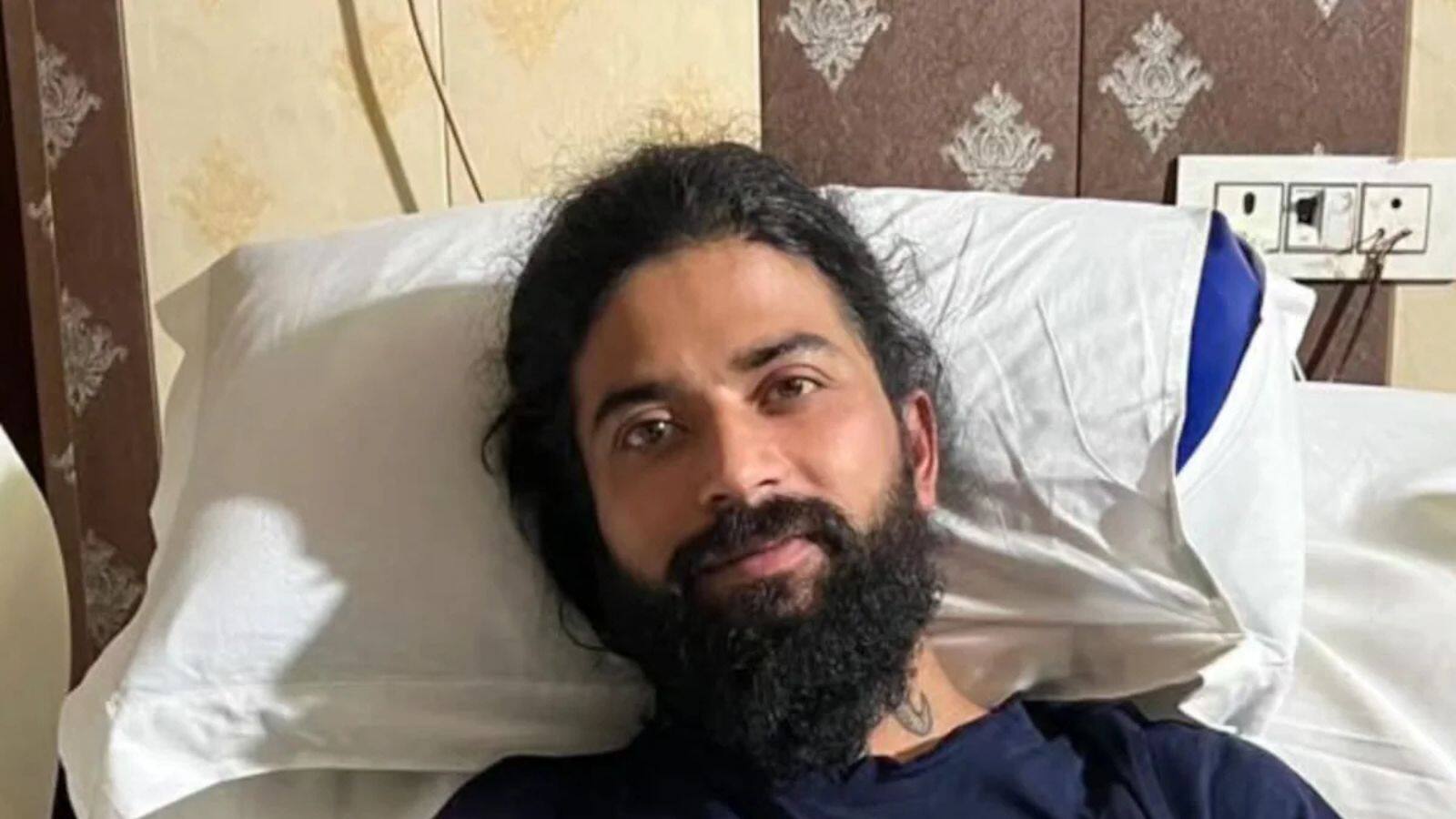 Anurag Dobhal: परिवारिक तनाव से टूटे YouTuber ने की सुसाइड की कोशिश? लाइव में डिवाइडर से टकराई कार