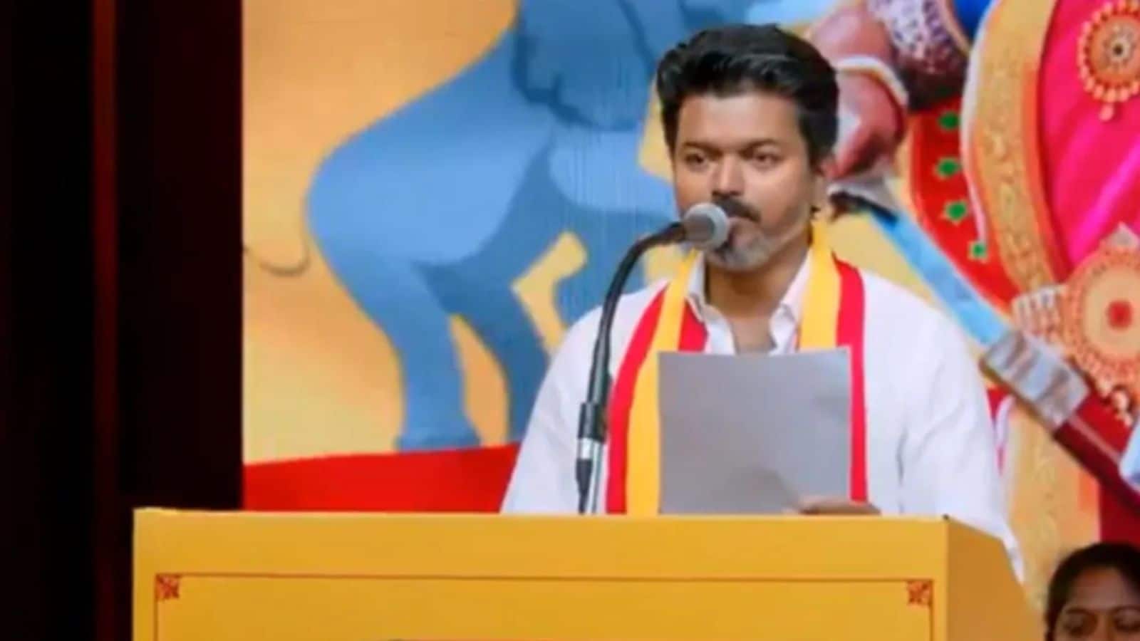 एक्टर विजय की पार्टी TVK ने तमिलनाडु चुनाव के लिए उम्मीदवारों का किया ऐलान, दो सीटों से चुनाव लड़ेंगे थलापति