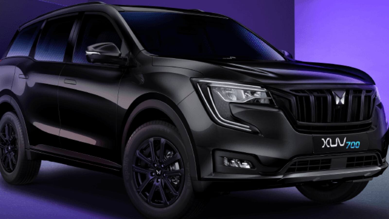 XUV700