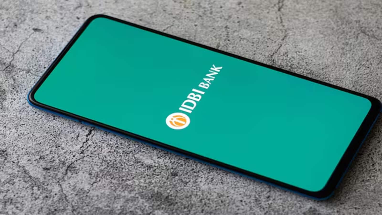 IDBI Bank का शेयर 9% तक लुढ़का, सरकार के OFS ला सकने की खबर के बाद जबरदस्त सेलिंग