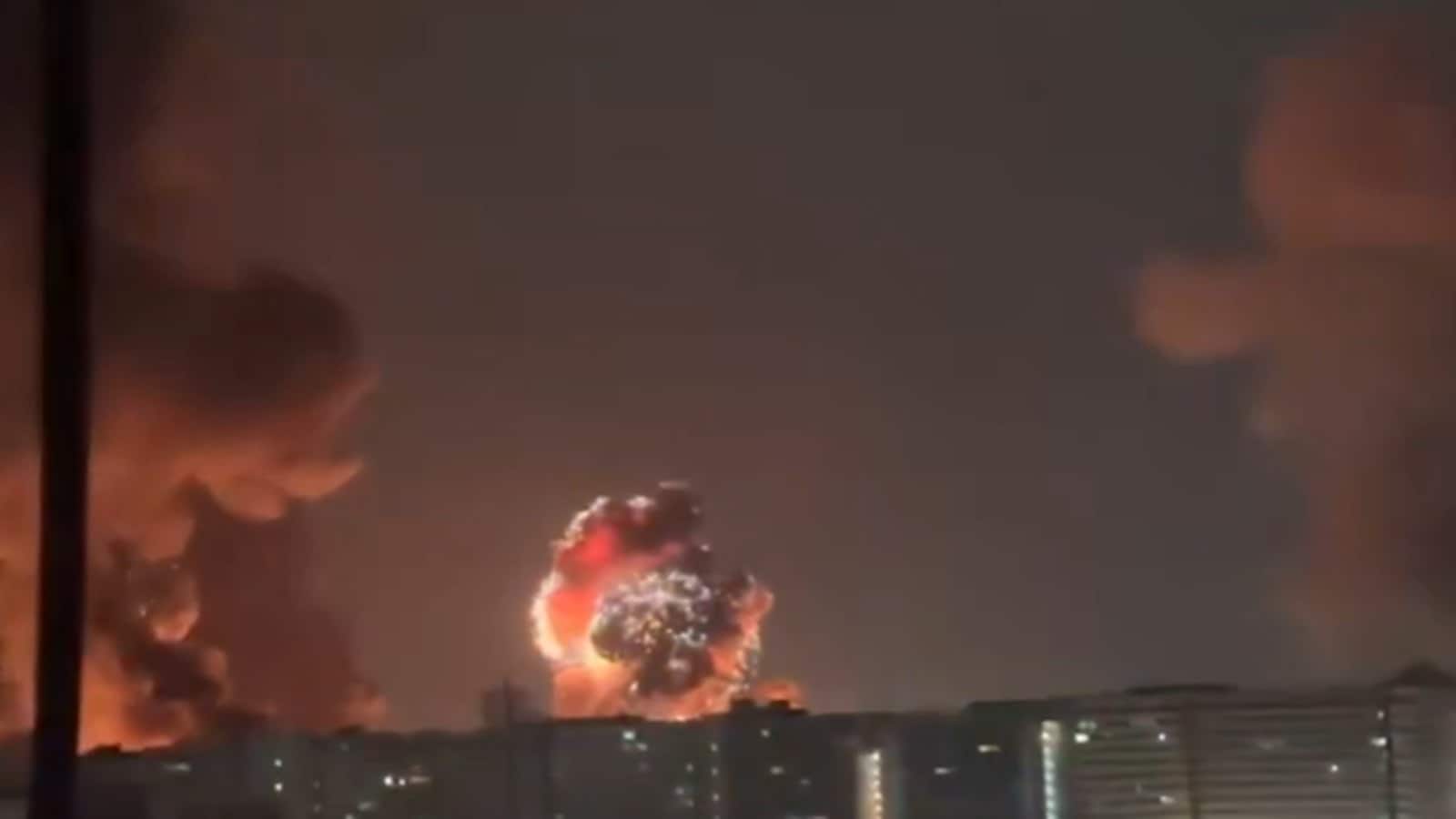 इजरायल ने ईरान में सरकारी इंफ्रास्ट्रक्चर को बनाया निशाना, तेहरान के एक बड़े एयरपोर्ट पर धमाके