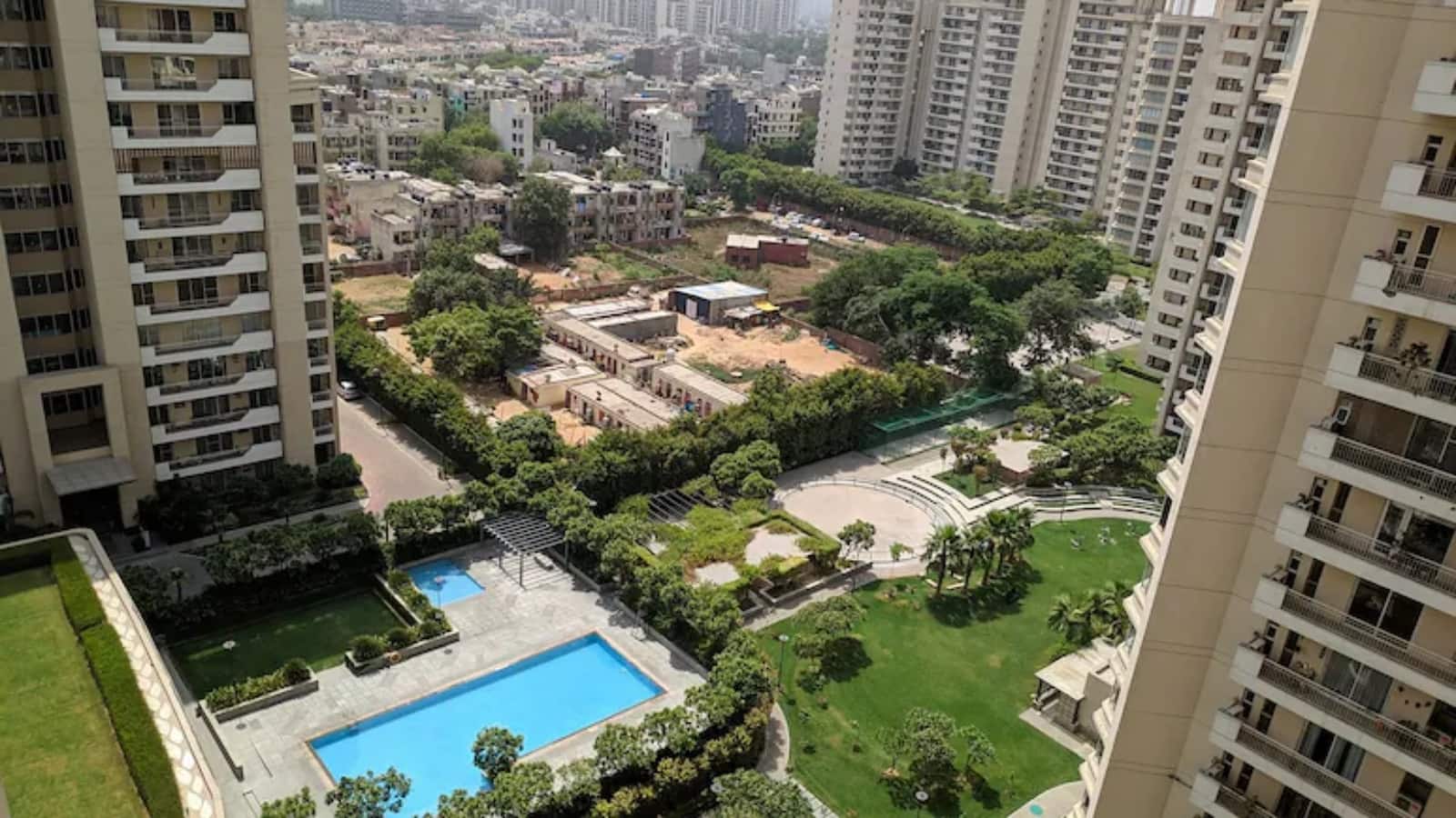 Gurugram Suicide Case: पिता ने 2 साल की बेटी के साथ 23वीं मंजिल से लगाई छलांग, दोनों की दर्दनाक मौत