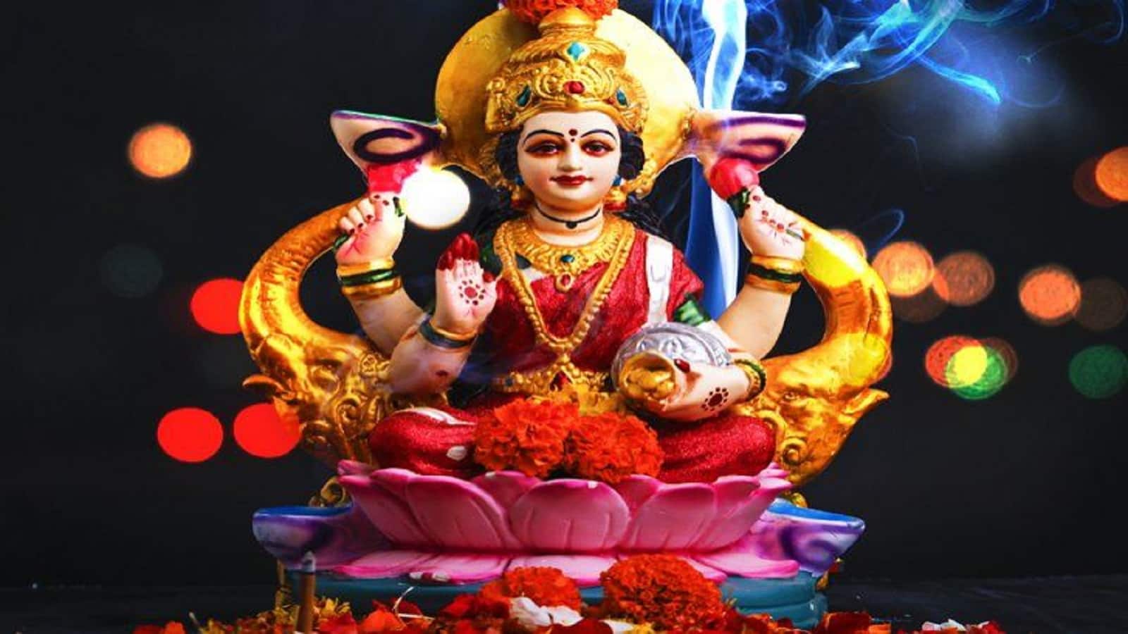 Baisakh Purnima 2026 Date: सुख-समृद्धि के लिए घर ले आएं ये 5 चीजें, जानें वैशाख पूर्णिमा की सही तारीख और शुभ मुहूर्त