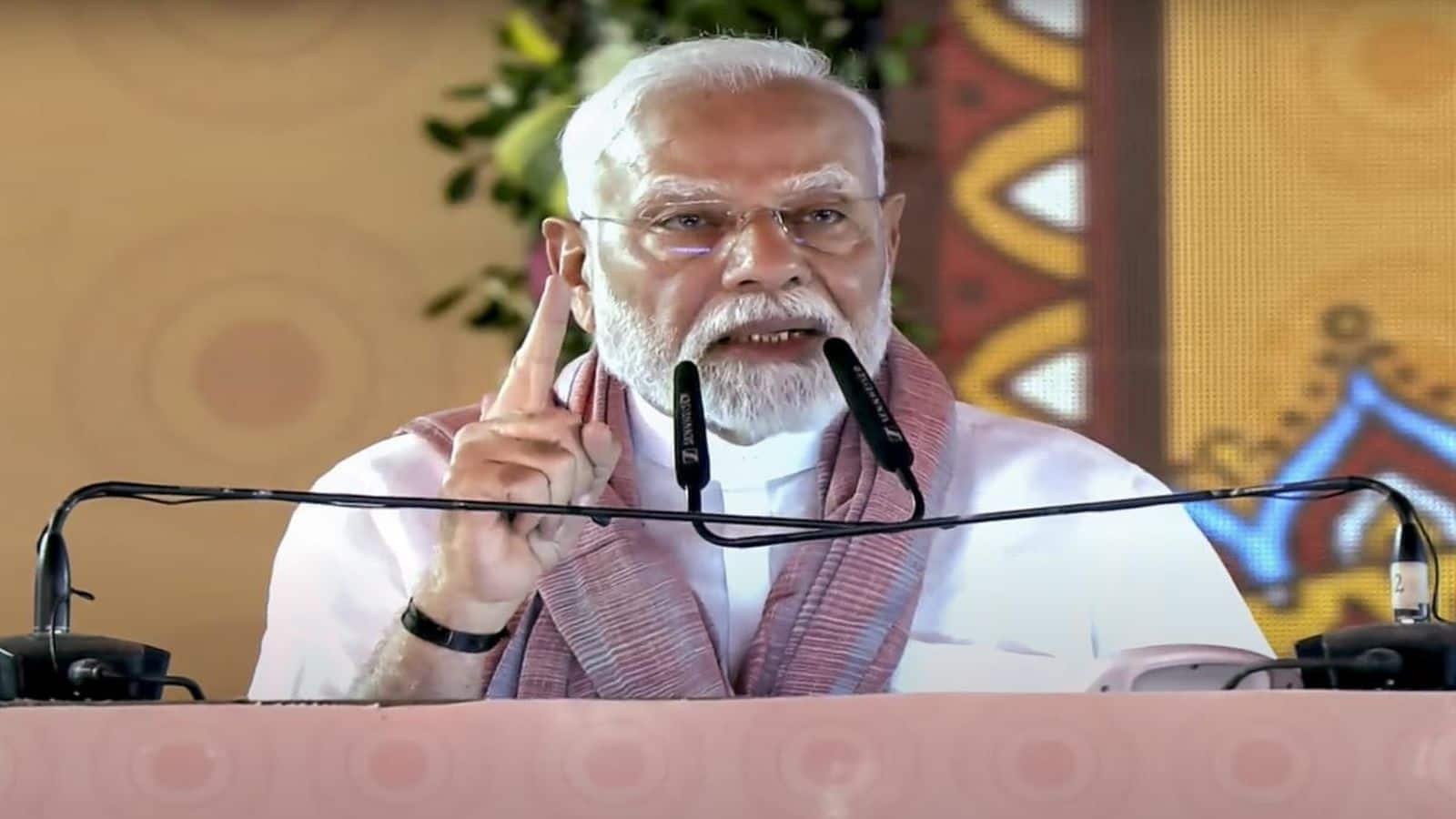 Pahalgam Attack: 'उन्हें कभी भुलाया नहीं जाएगा'; PM मोदी ने पहली बरसी पर पहलगाम पीड़ितों को दी श्रद्धांजलि, 'मिनी स्विट्जरलैंड' में नए नियम लागू