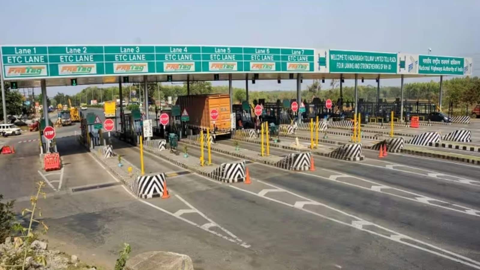 अब नहीं लगेगी वाहनों की लंबी लाइन, 2026 तक देशभर से हट जाएंगे टोल प्लाजा! नितिन गडकरी ने बताया आगे का प्लान
