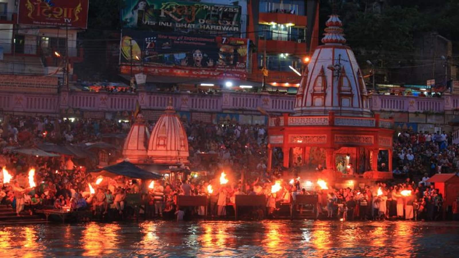 Ganga Dussehra 2026: गंगा दशहरा आज, जानें स्नान-दान का अभिजीत मुहूर्त और गंगा अवतरण की पौराणिक कथा Ganga Dussehra 2026: गंगा दशहरा आज, जानें स्नान-दान का अभिजीत मुहूर्त और गंगा अवतरण की पौराणिक कथा