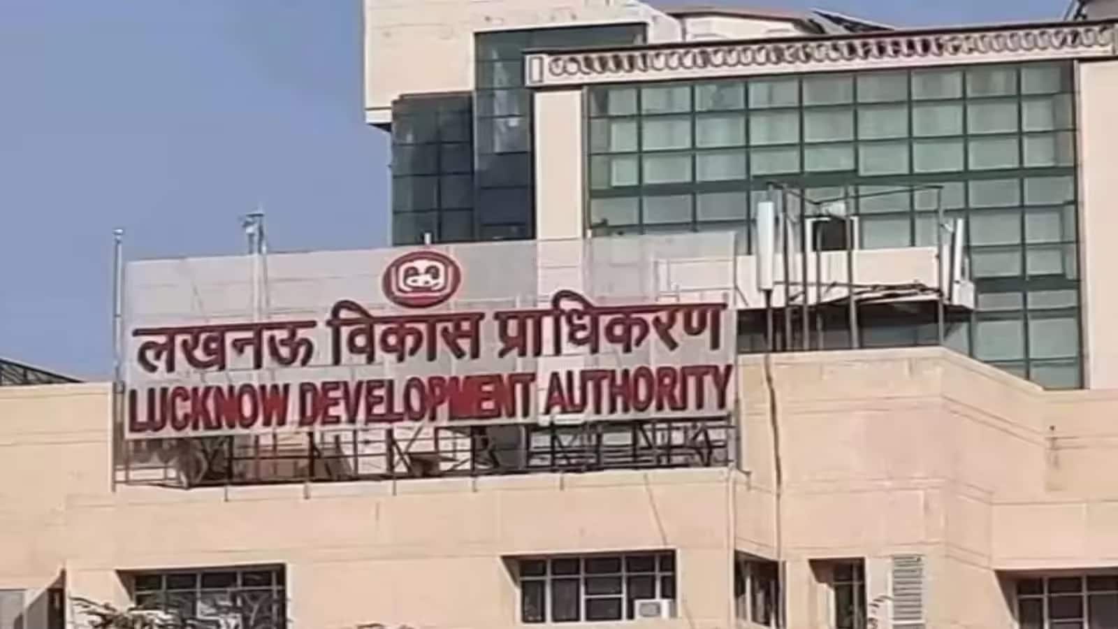 Lucknow Plot: लखनऊ में LDA के सरकारी प्लॉट की इस बंपर स्कीम के लिए अब सिर्फ बचे हैं 4 दिन! यहां से एक्सप्रेसवे, एयरपोर्ट सब 10-15 मिनट दूर Lucknow Plot: लखनऊ में LDA के सरकारी प्लॉट की इस बंपर स्कीम के लिए अब सिर्फ बचे हैं 4 दिन! यहां से एक्सप्रेसवे, एयरपोर्ट सब 10-15 मिनट दूर