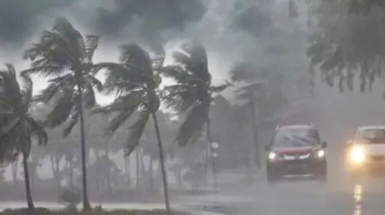 Weather Update Today: 13 राज्यों में आंधी-तूफान और बारिश का अलर्ट, 90 की  स्पीड से चलेंगी हवाएं, देखें IMD फोरकास्ट | Moneycontrol Hindi
