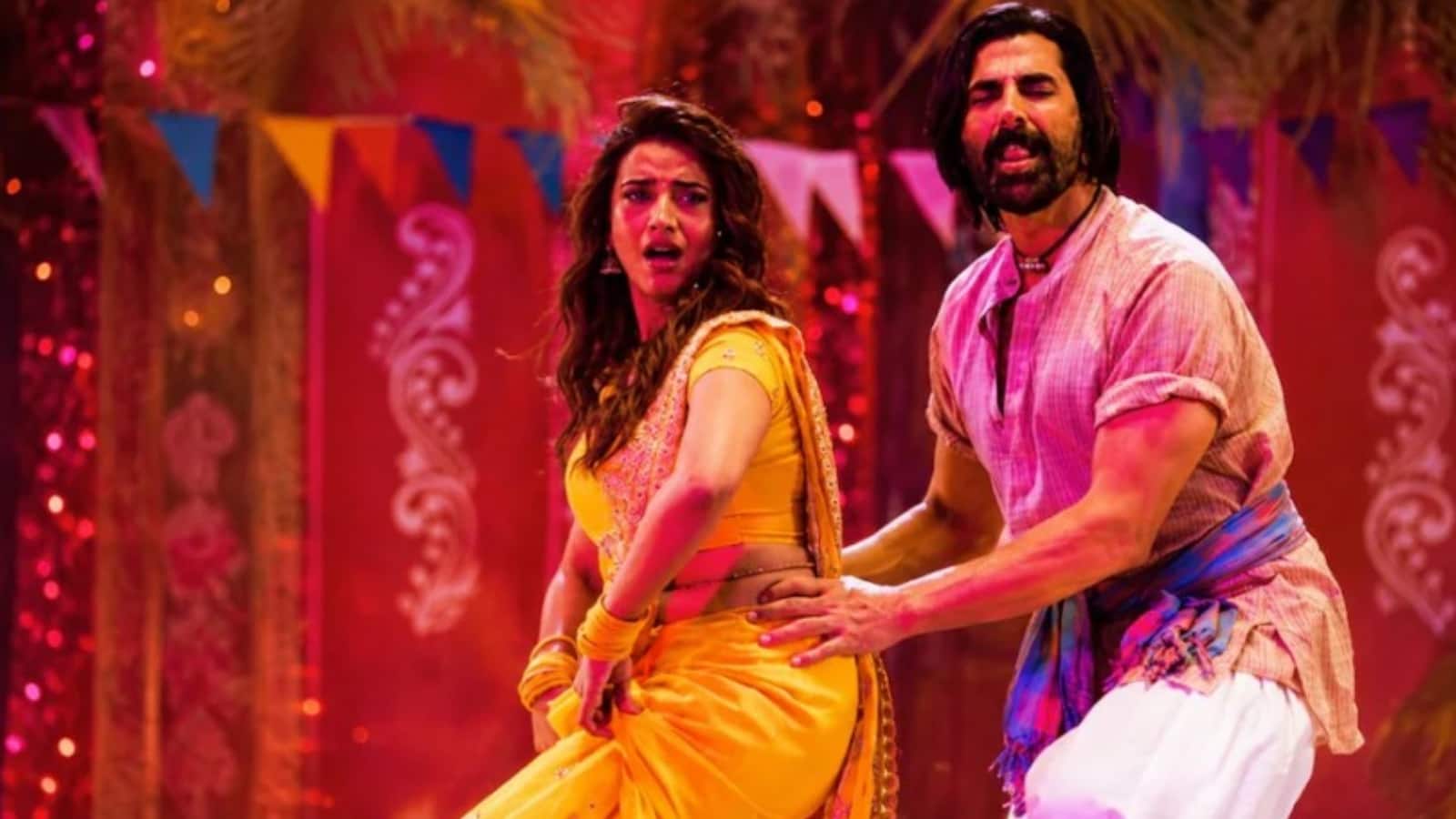 Akshay Kumar Ghis Ghis Ghis Song: भोजपुरी हसीना संग अक्षय कुमार ने मटकाई कमर, 'घिस घिस घिस' से मचाया धमाल Akshay Kumar Ghis Ghis Ghis Song: भोजपुरी हसीना संग अक्षय कुमार ने मटकाई कमर, 'घिस घिस घिस' से मचाया धमाल