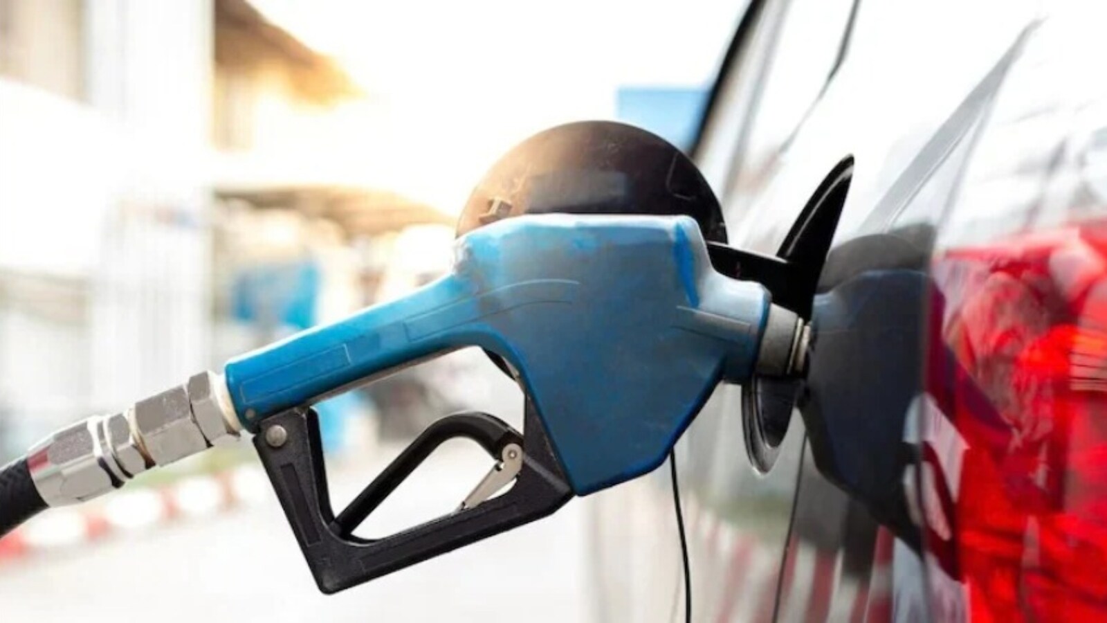 Petrol Diesel Price Today: 19 सितंबर को जारी हुए पेट्रोल-डीजल के नए रेट, जानें आपके शहर में कितना है भाव