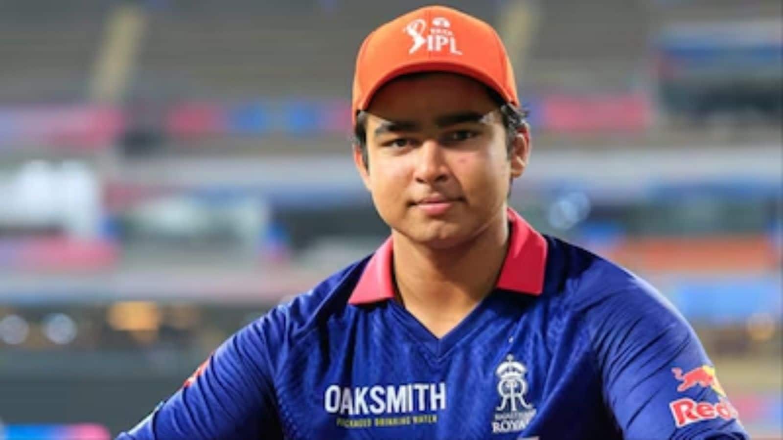 आयरलैंड-इंग्लैंड टूर पर वैभव के साथ जाएंगे परिवार के ये सदस्य, BCCI का बड़ा फैसला आयरलैंड-इंग्लैंड टूर पर वैभव के साथ जाएंगे परिवार के ये सदस्य, BCCI का बड़ा फैसला