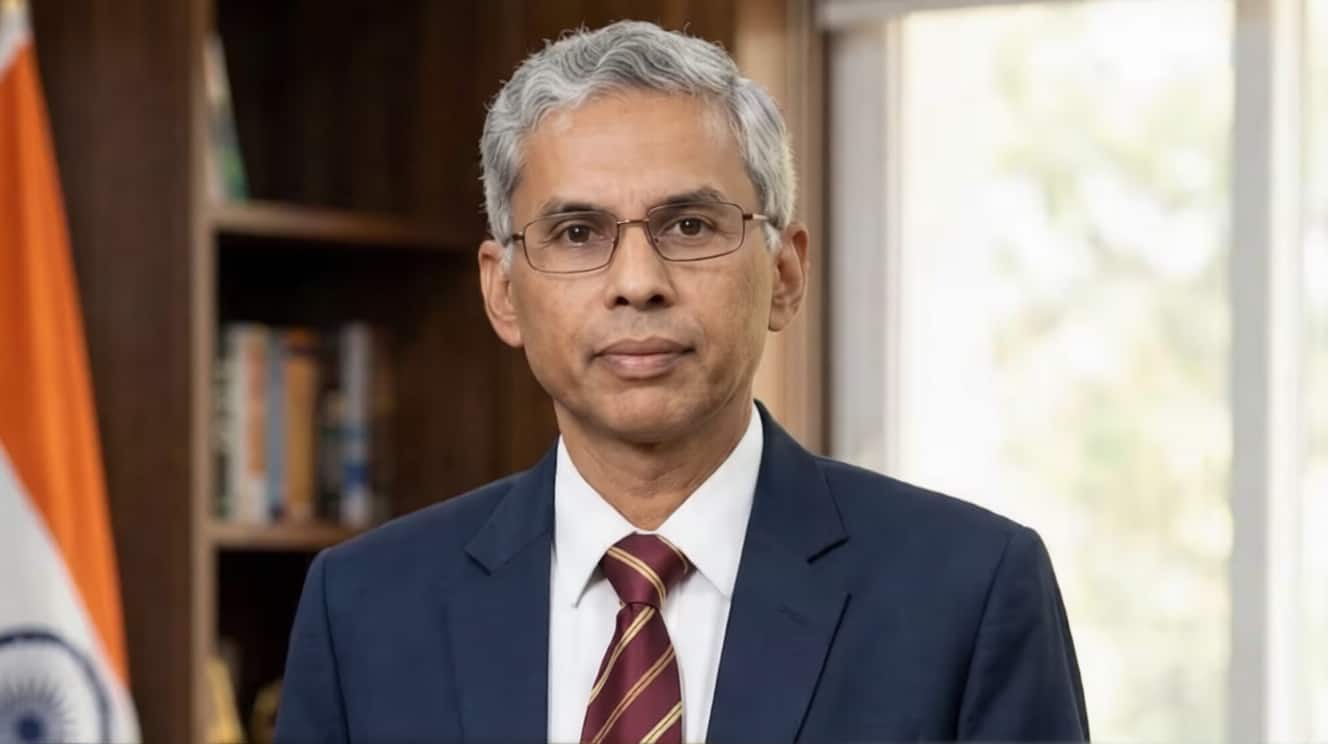कौन हैं अनुराग जैन, जिन्हें केंद्र ने बनाया NITI Aayog का नया CEO? जानिए पूरा प्रोफाइल कौन हैं अनुराग जैन, जिन्हें केंद्र ने बनाया NITI Aayog का नया CEO? जानिए पूरा प्रोफाइल