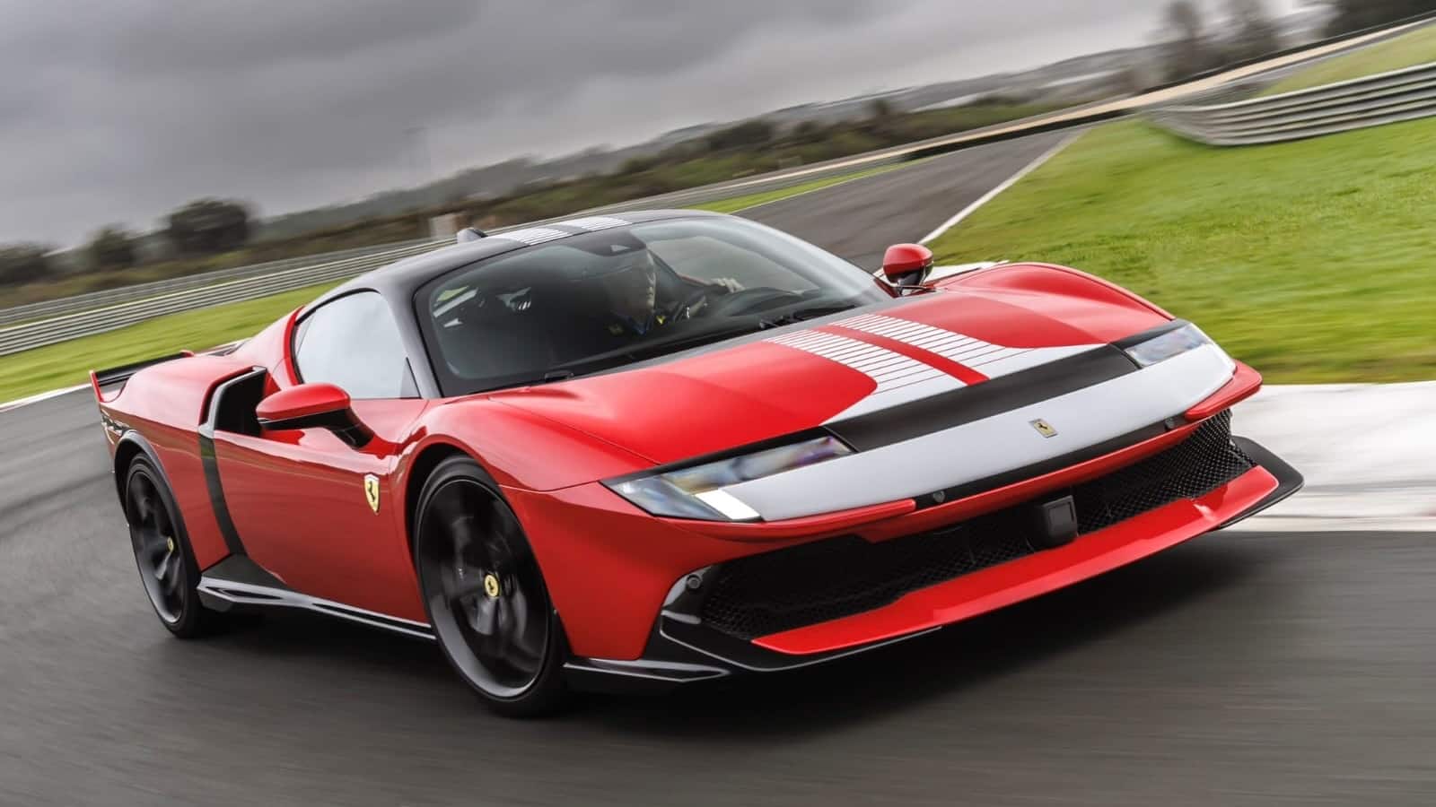 Ferrari 849 Testarossa Review: 1,050 PS पावर वाली इस सुपरकार में क्या है खास? जानें कीमत से परफॉर्मेंस तक सब कुछ Ferrari 849 Testarossa Review: 1,050 PS पावर वाली इस सुपरकार में क्या है खास? जानें कीमत से परफॉर्मेंस तक सब कुछ