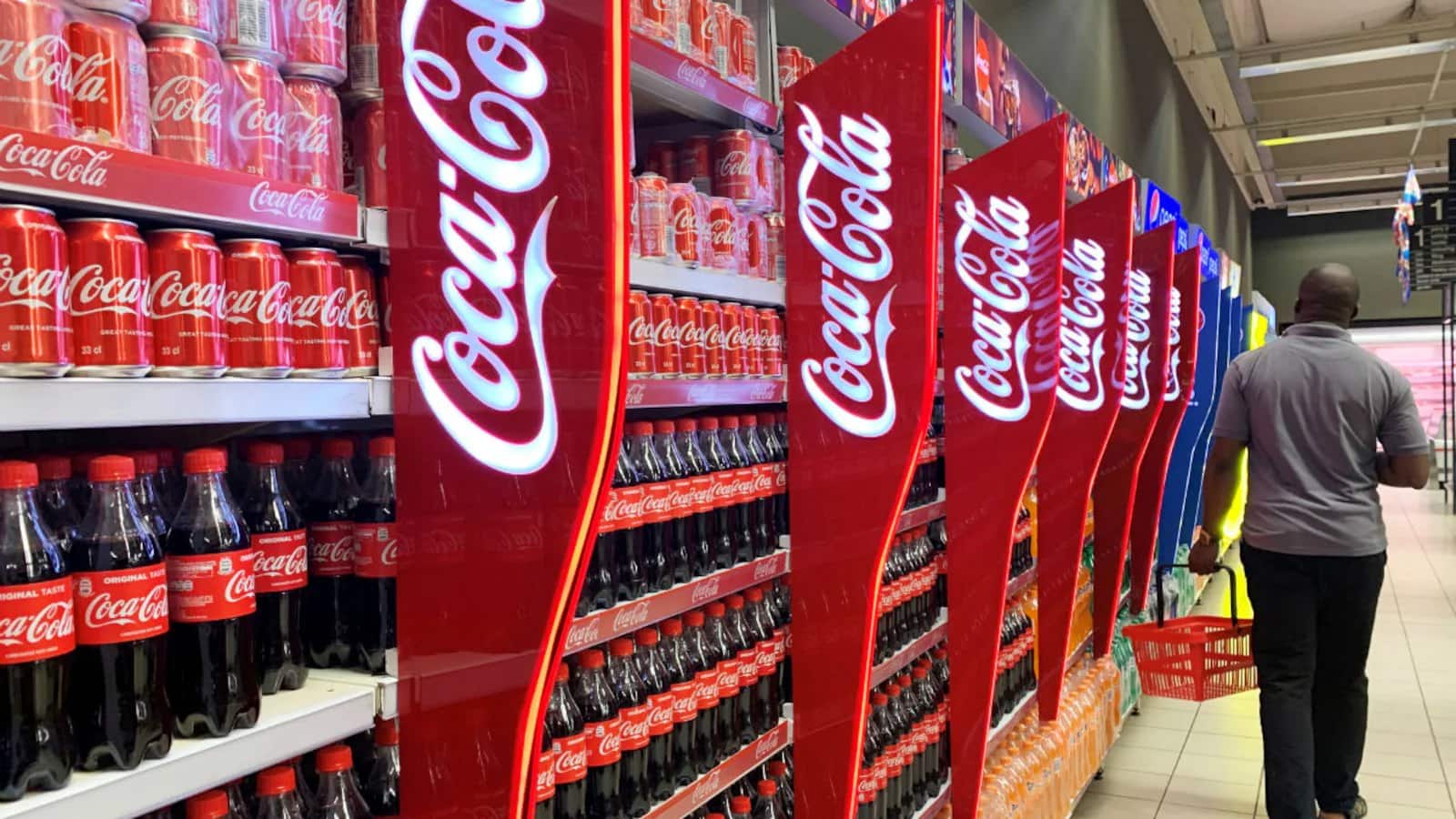 Hindustan Coca-Cola Holdings IPO: कोका-कोला ने 4 बैंकर किए नियुक्त, जुलाई के आखिर से शुरू होगी प्रोसेस Hindustan Coca-Cola Holdings IPO: कोका-कोला ने 4 बैंकर किए नियुक्त, जुलाई के आखिर से शुरू होगी प्रोसेस