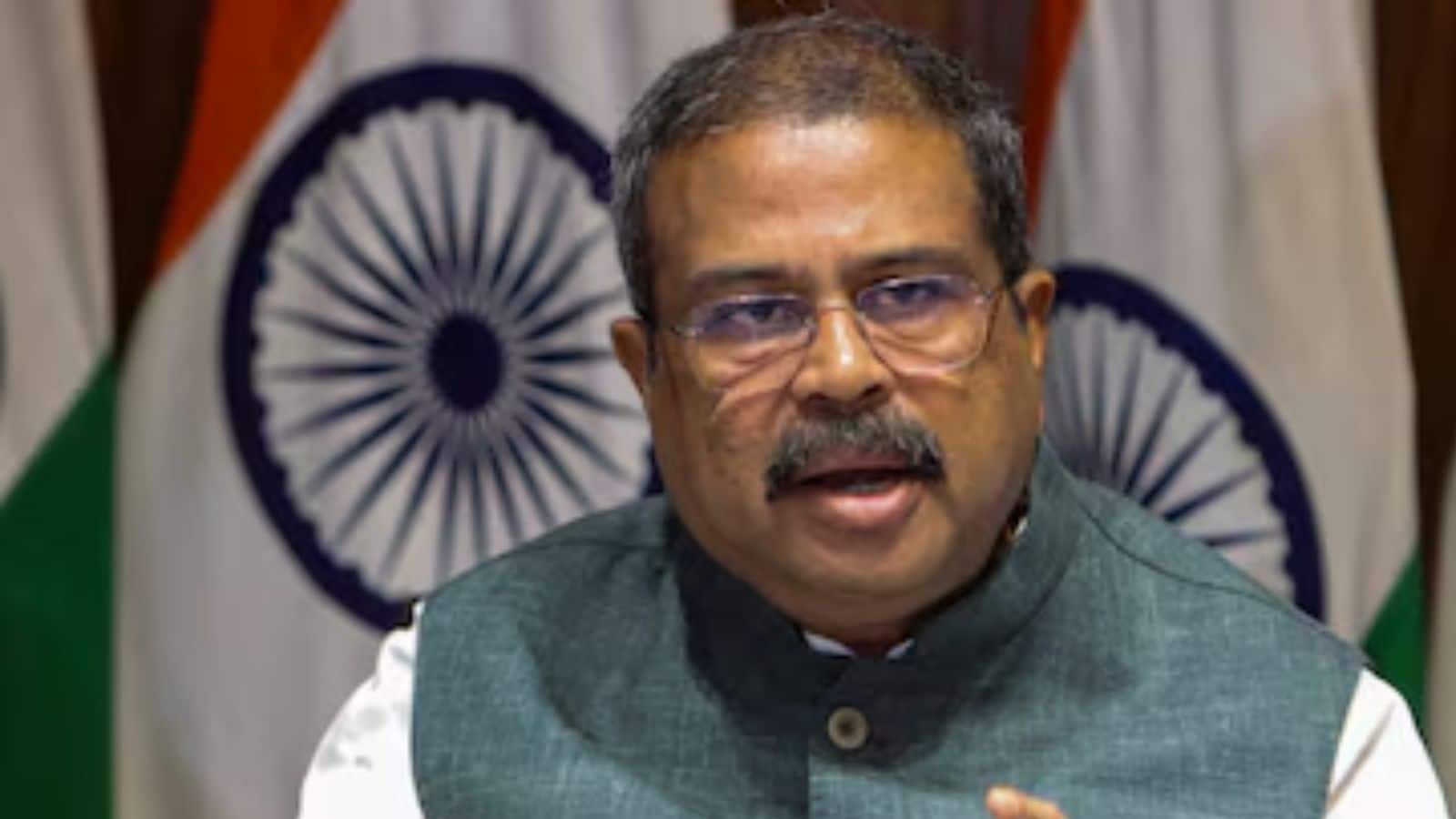 Dharmendra Pradhan Resign: केंद्रीय शिक्षा मंत्री धर्मेंद्र प्रधान ने अपने पद से इस्तीफा दिया Dharmendra Pradhan Resign: केंद्रीय शिक्षा मंत्री धर्मेंद्र प्रधान ने अपने पद से इस्तीफा दिया