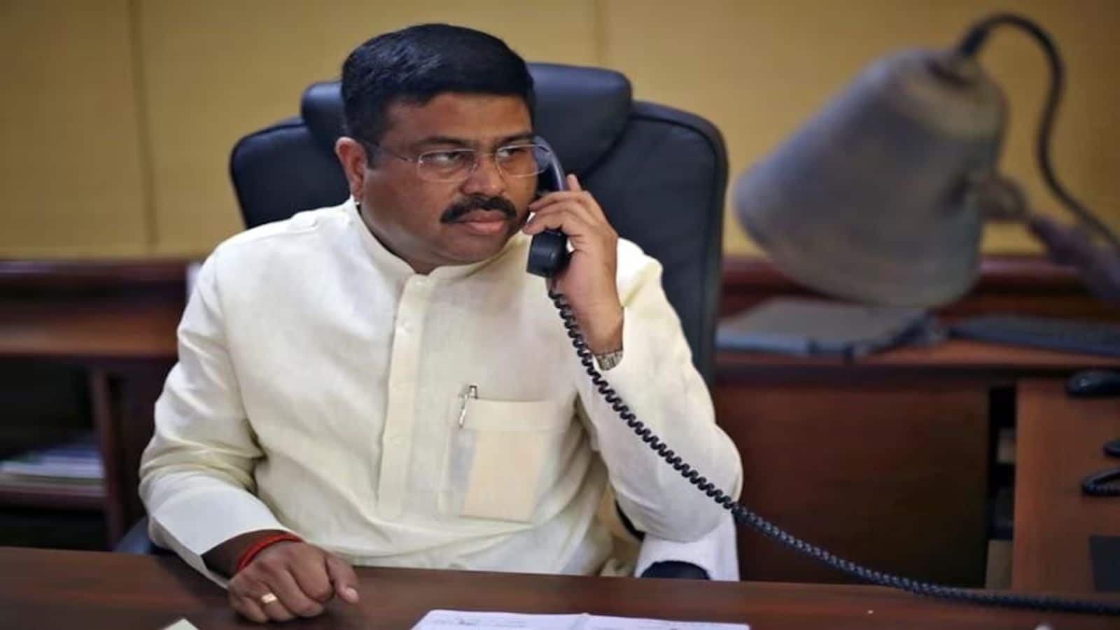 Dharmendra Pradhan Resigns: CJP प्रोटेस्ट के पहले दिन ही धर्मेंद्र प्रधान ने कर दी थी इस्तीफे की पेशकश! फिर किसने मना कर दिया? Dharmendra Pradhan Resigns: CJP प्रोटेस्ट के पहले दिन ही धर्मेंद्र प्रधान ने कर दी थी इस्तीफे की पेशकश! फिर किसने मना कर दिया?