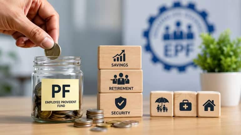 EPF Scheme 2026: 1 साल के अंदर छोड़ दी नौकरी तो क्या निकाल सकते हैं PF का पूरा पैसा? समझिए एलिजिबल मेंबर बैलेंस और टैक्स का पूरा नियम EPF Scheme 2026: 1 साल के अंदर छोड़ दी नौकरी तो क्या निकाल सकते हैं PF का पूरा पैसा? समझिए एलिजिबल मेंबर बैलेंस और टैक्स का पूरा नियम