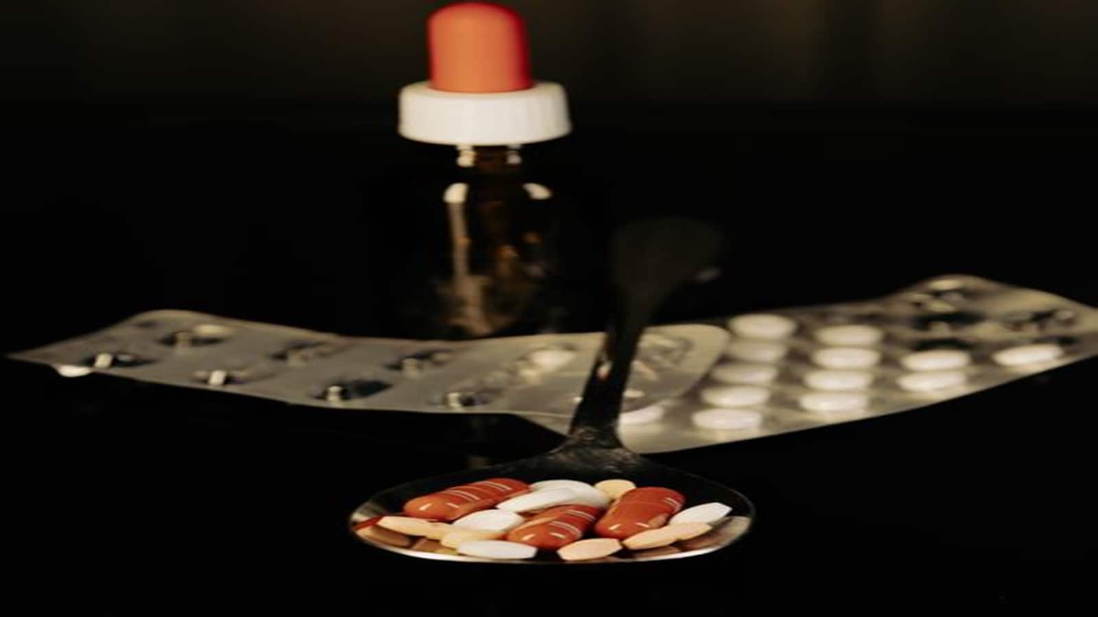18% टूटे Medplus के शेयर, निवेश के दो तगड़े ऐलान के बावजूद यह बात पड़ी भारी 18% टूटे Medplus के शेयर, निवेश के दो तगड़े ऐलान के बावजूद यह बात पड़ी भारी