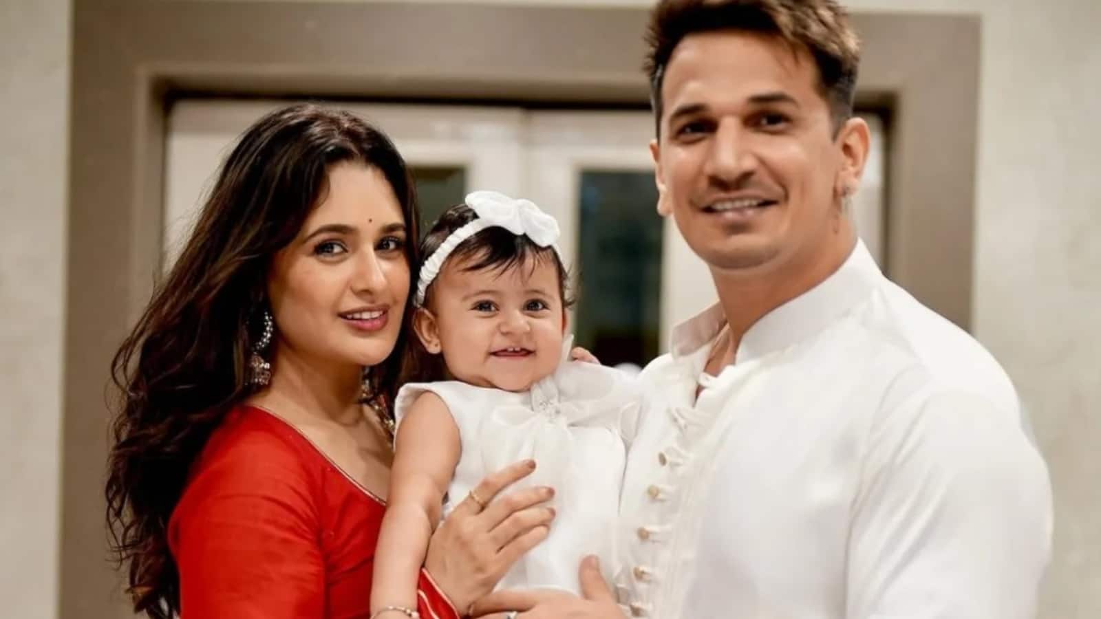 Prince Narula- Yuvika Chaudhary: तलाक की खबरों के बीच प्रिंस नरूला-युविका चौधरी ने एक दूसरे को किया अनफोलो Prince Narula- Yuvika Chaudhary: तलाक की खबरों के बीच प्रिंस नरूला-युविका चौधरी ने एक दूसरे को किया अनफोलो