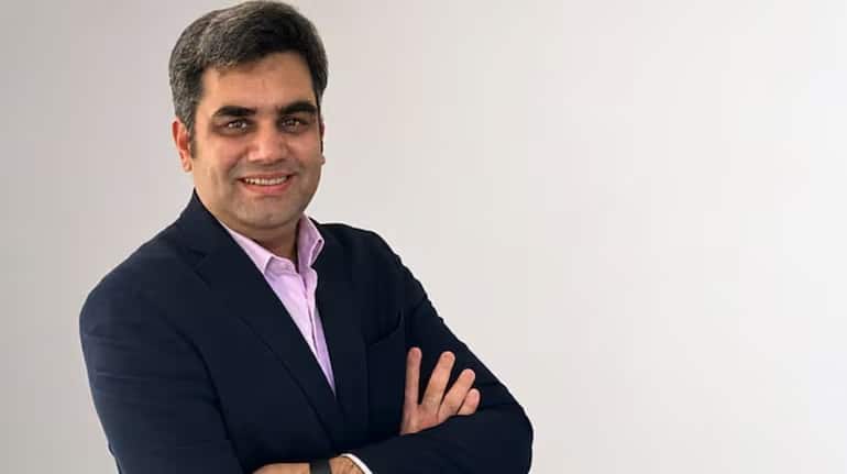 Axis Bank ने राजीव मंत्री को नया सीएफओ नियुक्त किया, 28 सितंबर को संभालेंगे नई जिम्मेदारी Axis Bank ने राजीव मंत्री को नया सीएफओ नियुक्त किया, 28 सितंबर को संभालेंगे नई जिम्मेदारी
